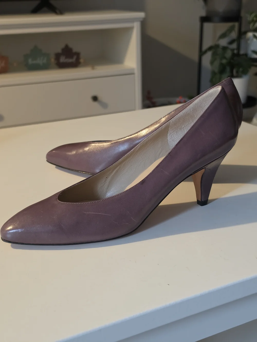 Vintage Amalfi Monica Mauve Pointed-Toe Mid Heel Leather Pumps - Picture 6 of 11